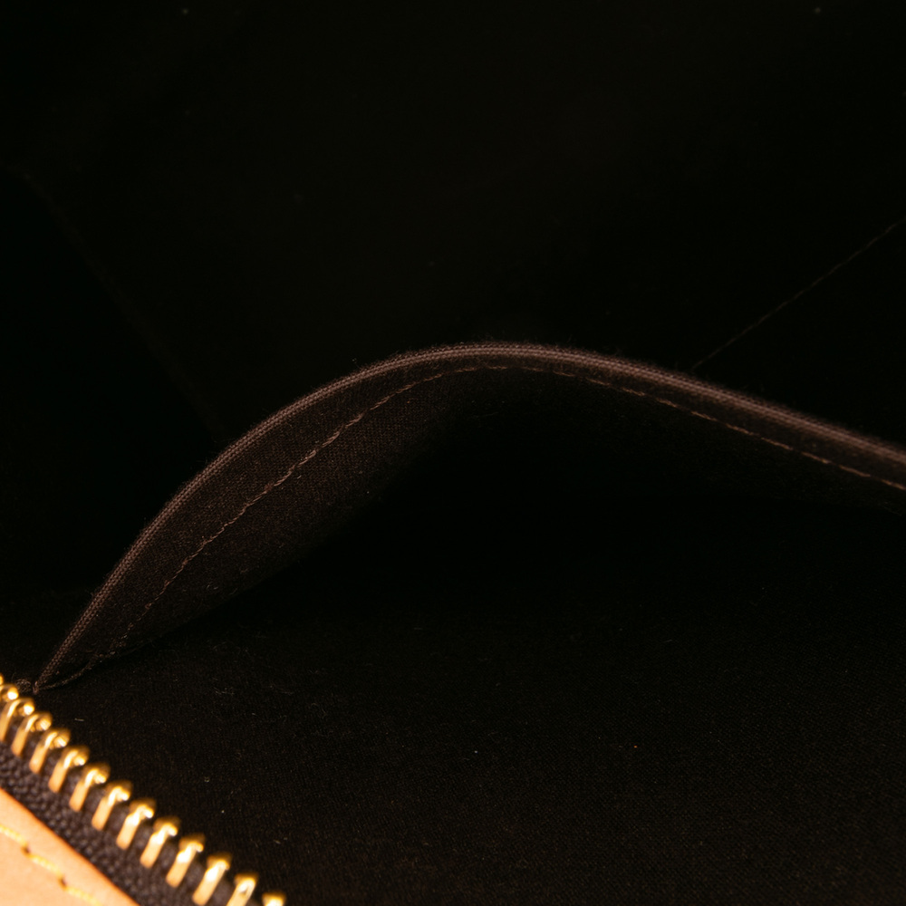 Pre-Loved Louis Vuitton Monogram Vernis Brea GM - Picture 7 of 10